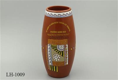 Lọ hoa gốm Bát Tràng in logo làm quà tặng